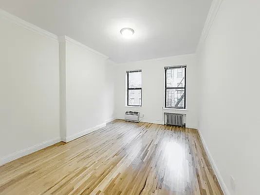 1st image of 210 E 83rd St APT 5D