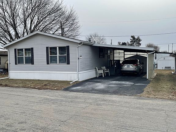 3rd image of 605 Pine St #18