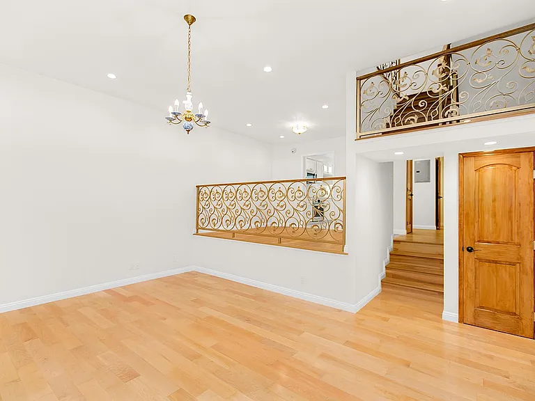 1745 Selby Ave #20 — Photo 18