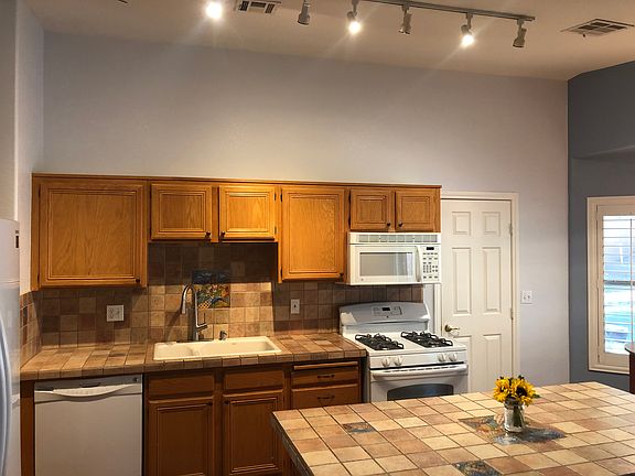 Custom tile countertops 