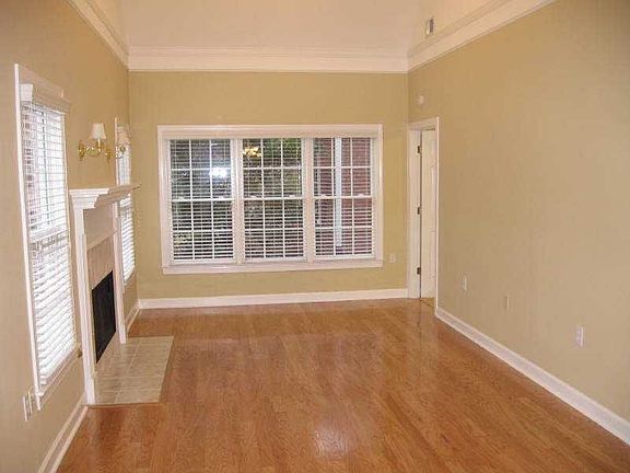 5th image of 1915 Hickory Station Cir