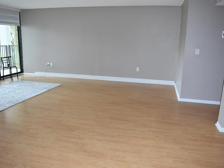 1201 River Reach Dr #207 — Photo 4