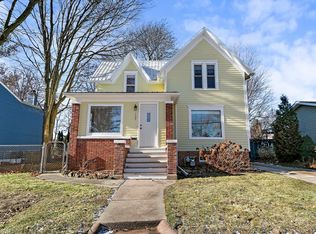 709 S Cross St, Sycamore, IL 60178