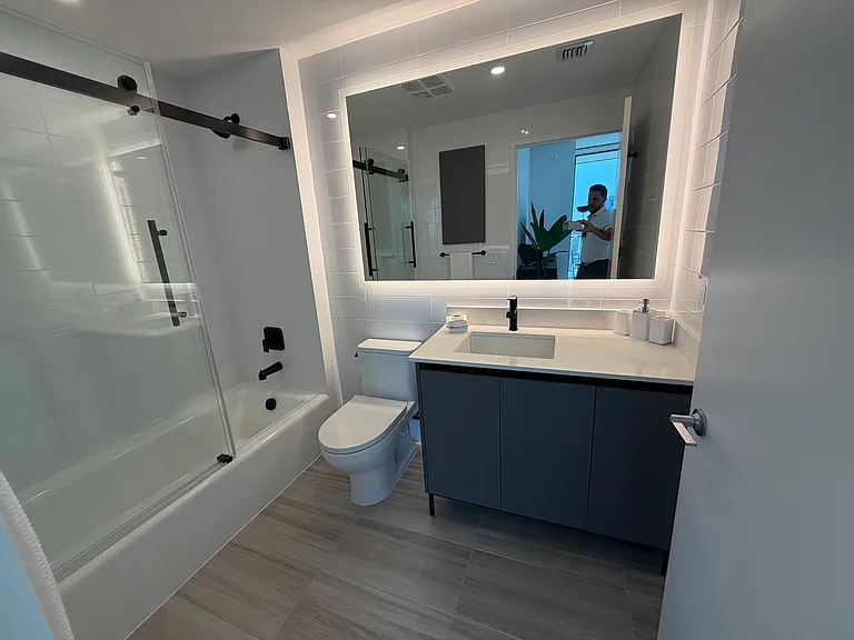 500 NE 2nd Ave #A — Photo 7