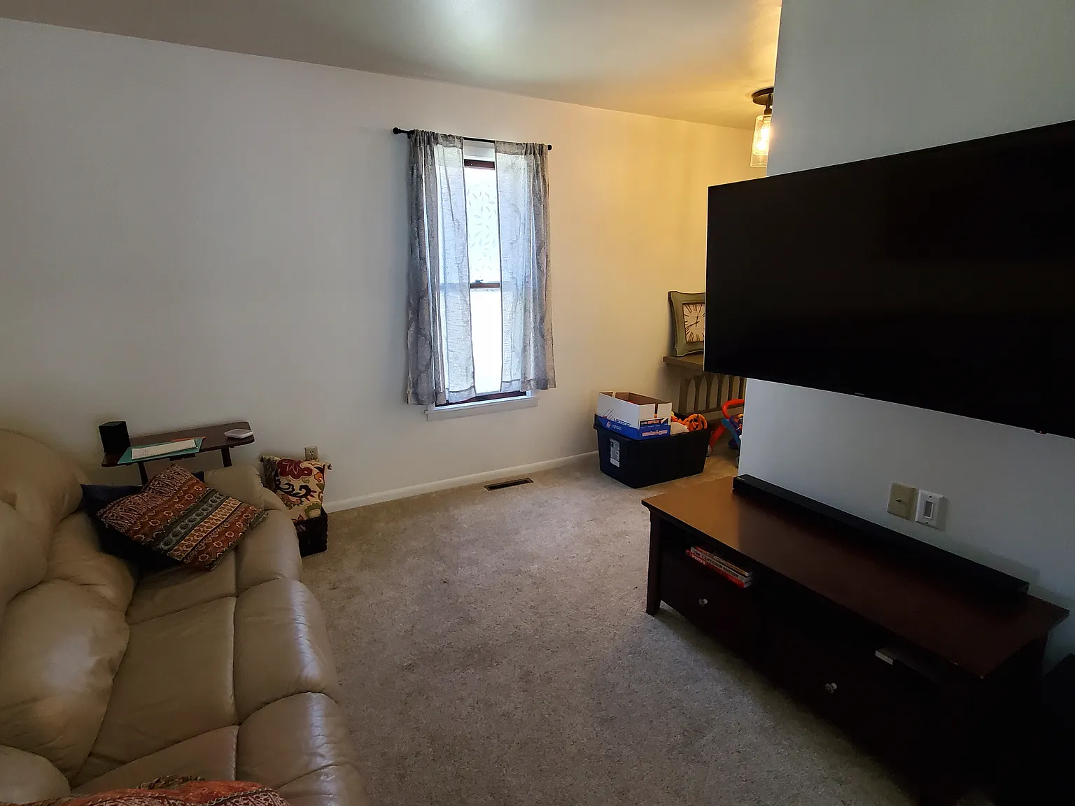 Gorgeous 3bed/2bath West Allis Sf Home — Photo 1