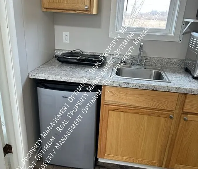 806 W 5th St #26 — Photo 12