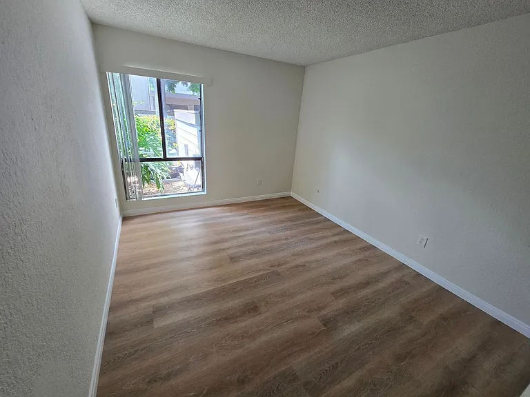 9169 Village Glen Dr #161 — Photo 15