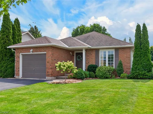 5150 Meadowood Ln, Beamsville, ON L3J 0J8