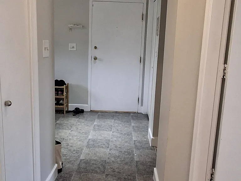 110 Riverway #4 — Photo 8