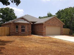 4433 Shackleford St, Fort Worth, TX 76119
