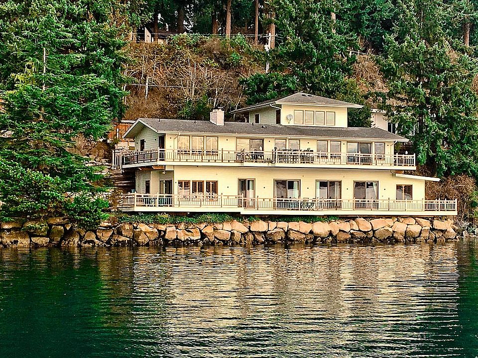 1st image of 3378 Point White Dr NE