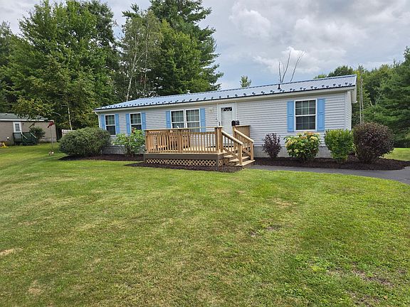 3rd image of 18 Foxfire Dr