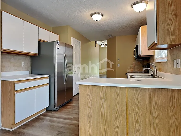 7783 Haverhill Ln — Photo 4