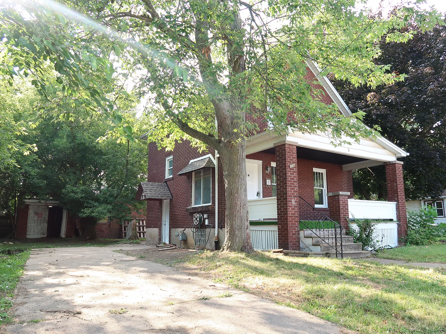 2 bed, 925 sqft, $1,300 — Photo 3