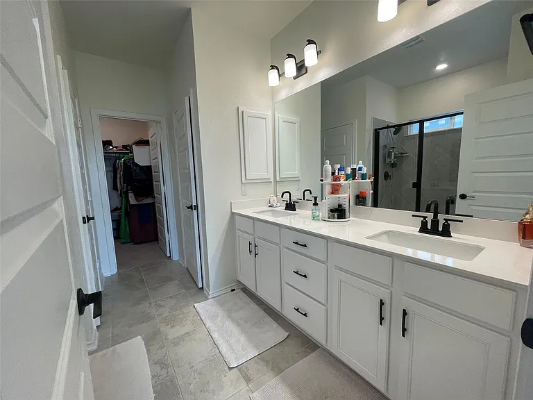 3768 Forino Dr — Photo 17