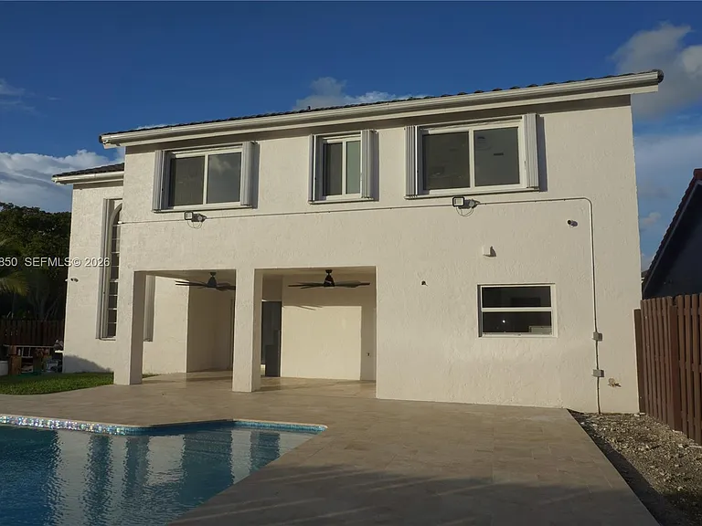 15614 SW 110th Ter — Photo 47