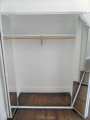 Rented by City Connections Realty | media 7