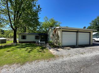 63761 E 202nd Rd, Wyandotte, OK 74370