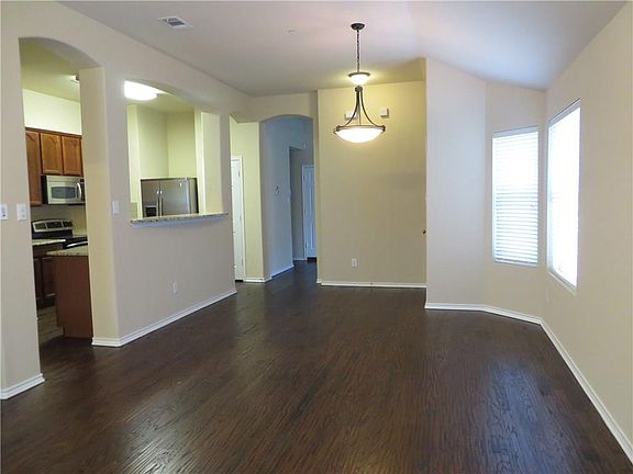 2nd image of 10263 Darkwood Dr