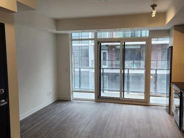 861 Sheppard Ave W #29 — Photo 3