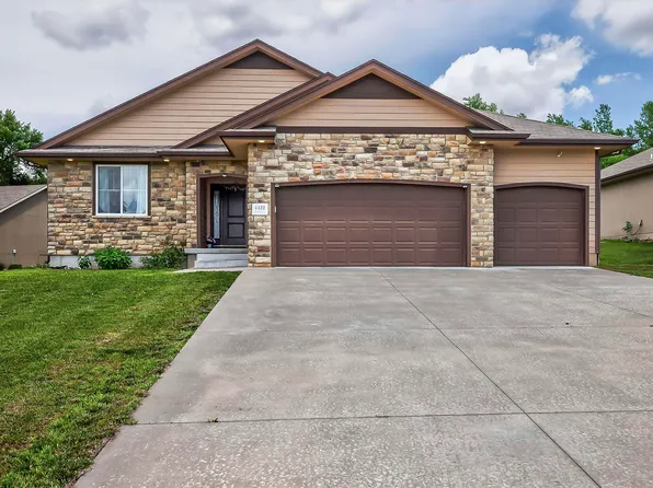 4432 SW Brandywine Ln, Topeka, KS 66610