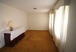 3rd image of 3709 Pin Oak Ave