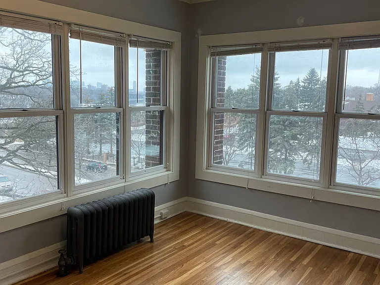 2338 Marshall Apartments — Photo 40