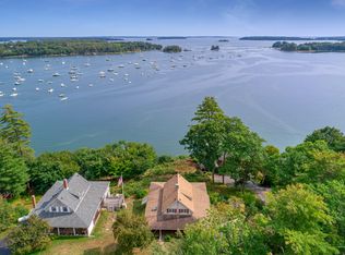 31 Harraseeket Rd, Freeport, ME 04032