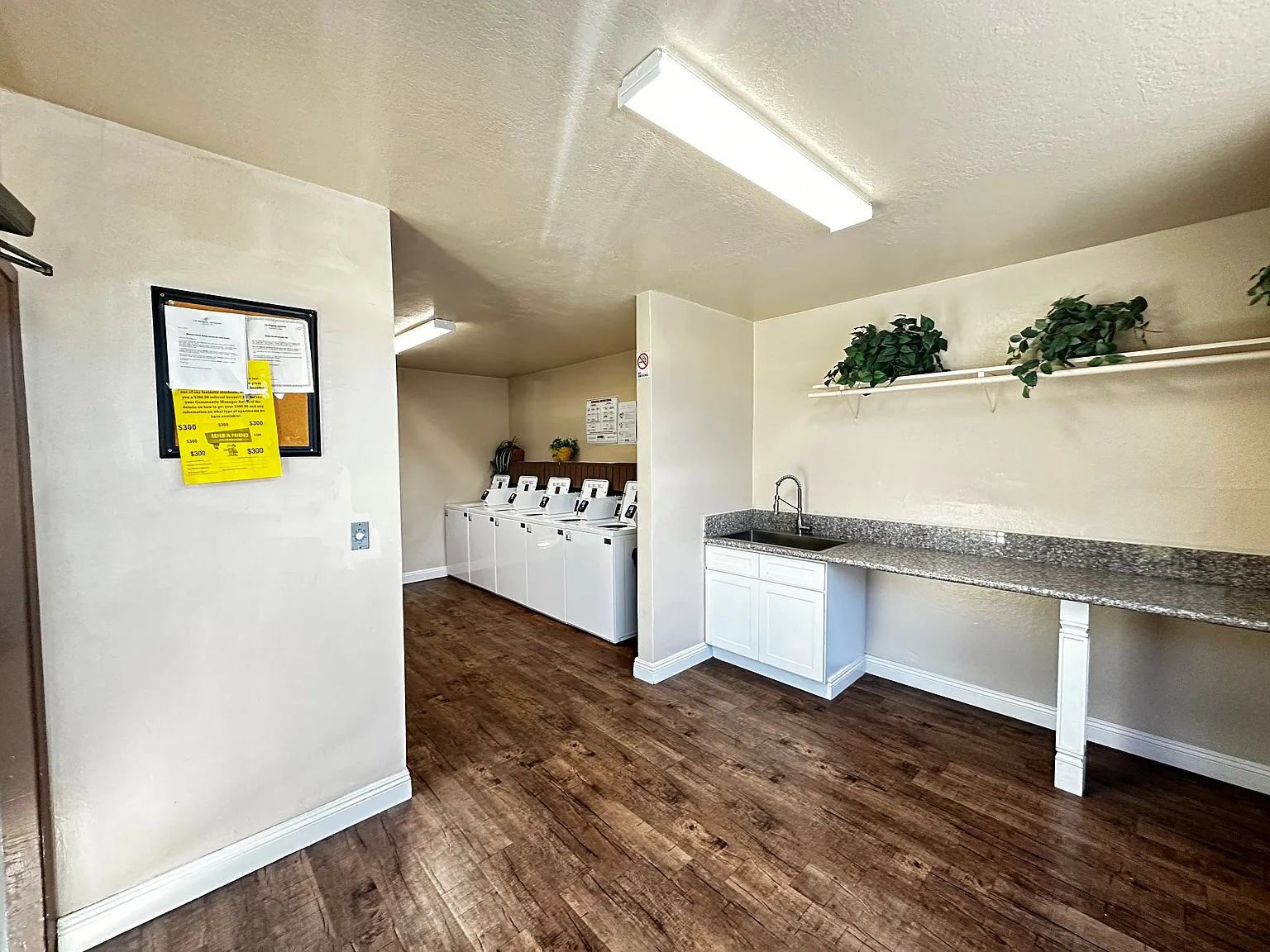 Las Mariposas Apartments — Photo 4