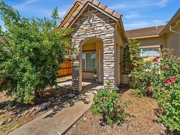 3rd image of 3201 Natoma St