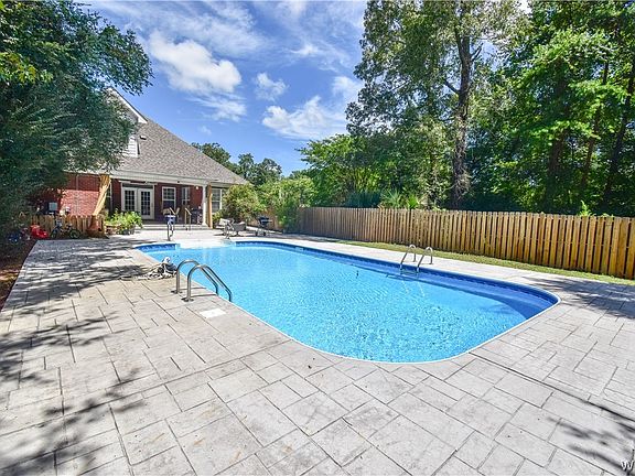 4th image of 4245 Midway Ln