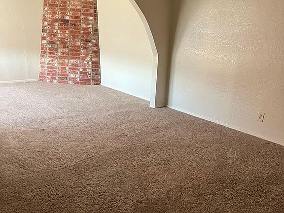 5th image of 2601 Treasure Hills Blvd
