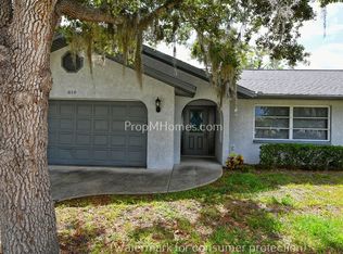 816 Pineapple Ave, Nokomis, FL 34275