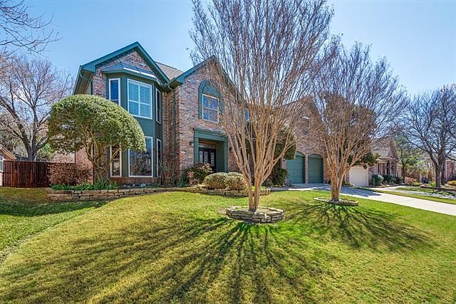 1st image of 1064 W Winding Creek Dr
