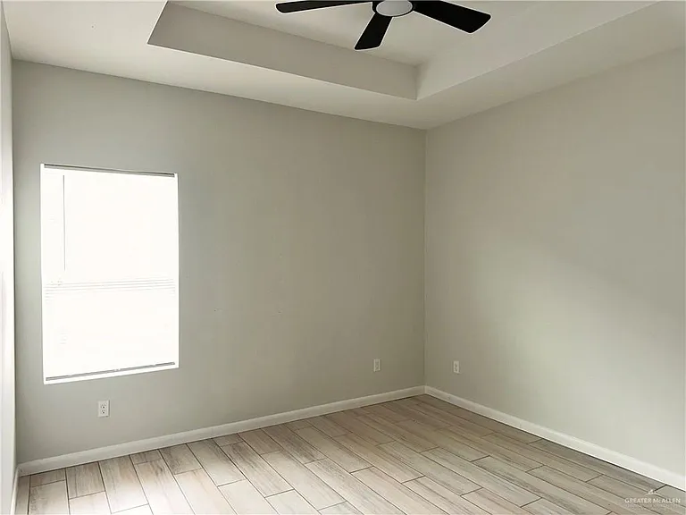 1019 N Clarence Ave #4 — Photo 8