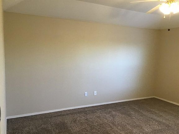 5th image of 128 Briarwood Ct