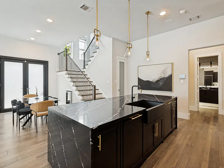 7820 Merit Ln — Photo 10