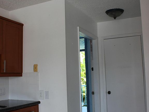 5th image of 119 Cortez Dr APT F2