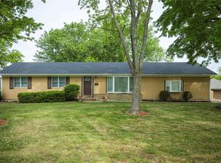4100 Duck Rd, Grandview, MO 64030