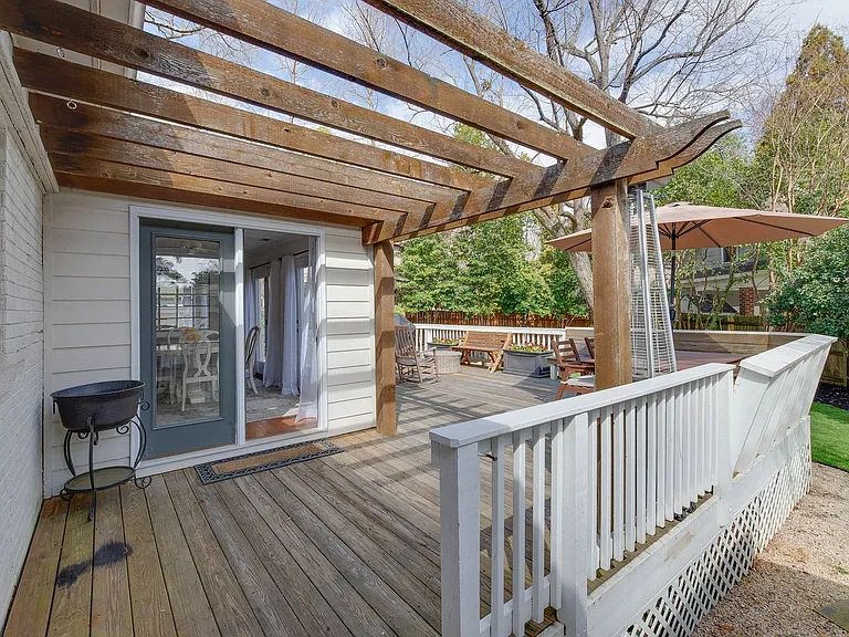 3221 Sunset Dr — Photo 47