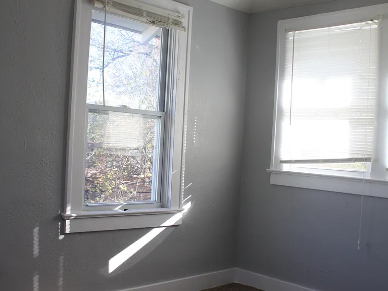 5725 Highland Ave — Photo 22