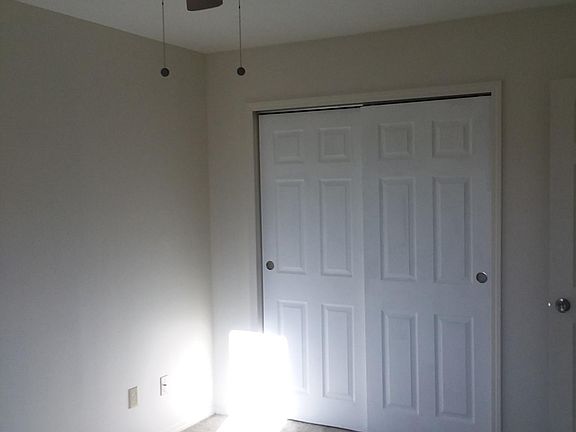 3rd image of 2311 Apple Ave