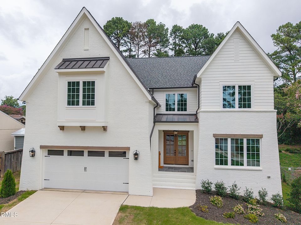 1st image of 621 Duke Dr