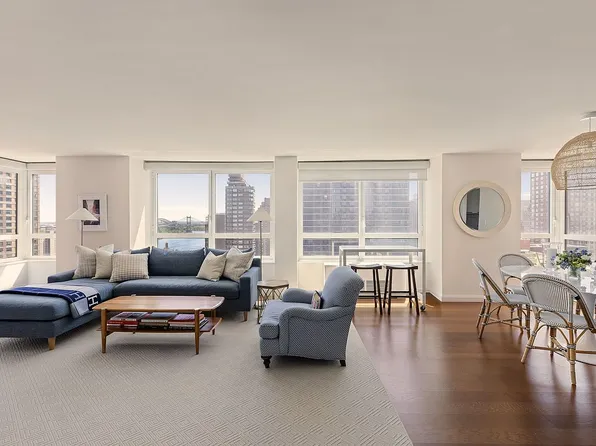 200 E 94th St APT 1917, New York, NY 10128