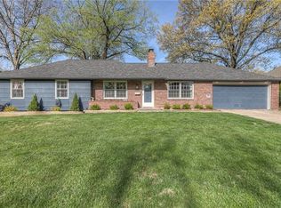9548 Riggs St, Overland Park, KS 66212