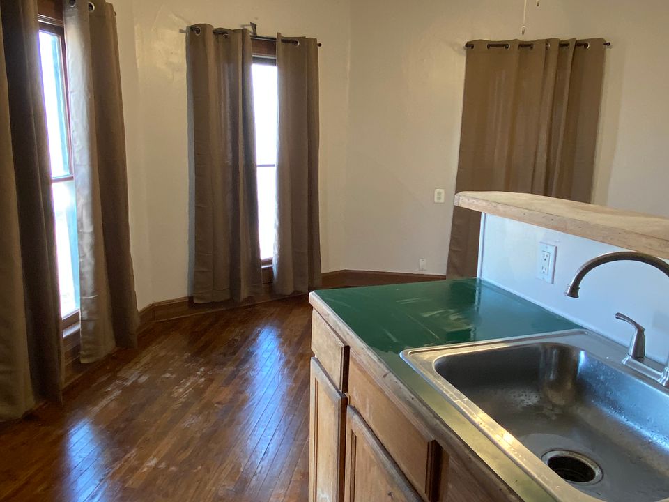 Kitchen/Living Room