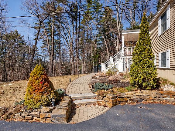 5th image of 325 Pope Road