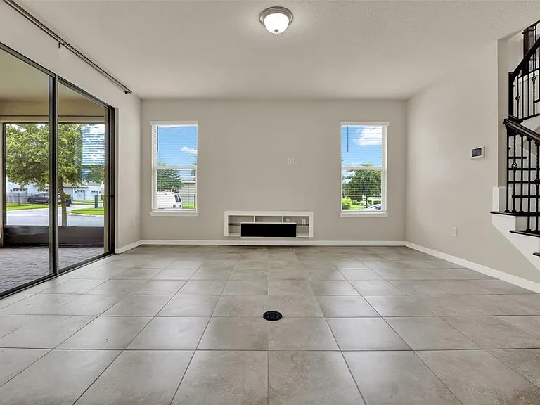 10649 Atwater Bay Dr — Photo 7