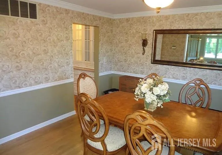 246 Fresh Ponds Rd — Photo 19