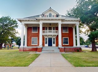 1001 10th St, Woodward, OK 73801
